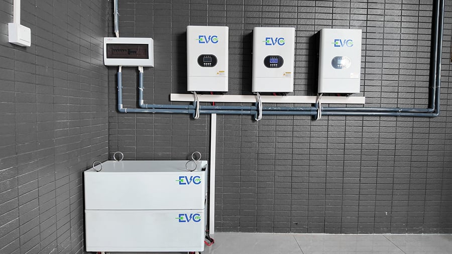Seamless Off-Grid &amp; On-Grid Adaptation: EVCity 6.5kW/12kW Hybrid Solar Inverter — Redefining Resilience in Solar-Storage Systems